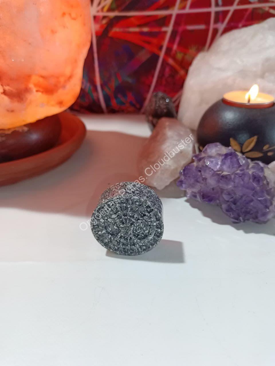 Orgonita Pura / Electronite Para Coche Logotipo SPIDERMAN (con adhesivo) - Imagen 2