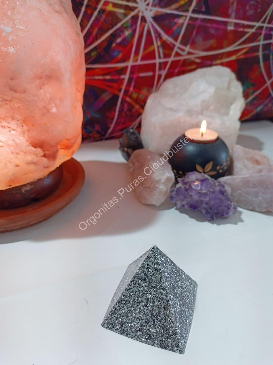 Orgonita Pura / Electronite Pirámide Mediana 4 lados - Imagen 3