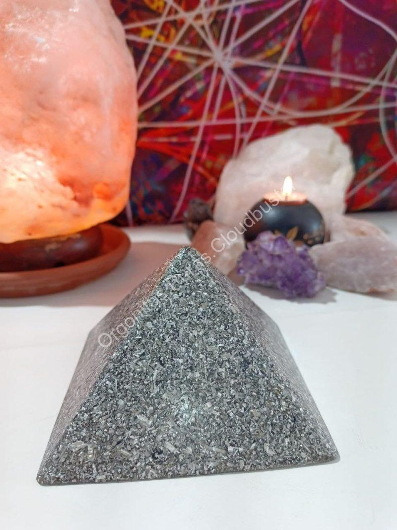 Orgonita Pura / Electronite Pirámide Super Grande 4 lados