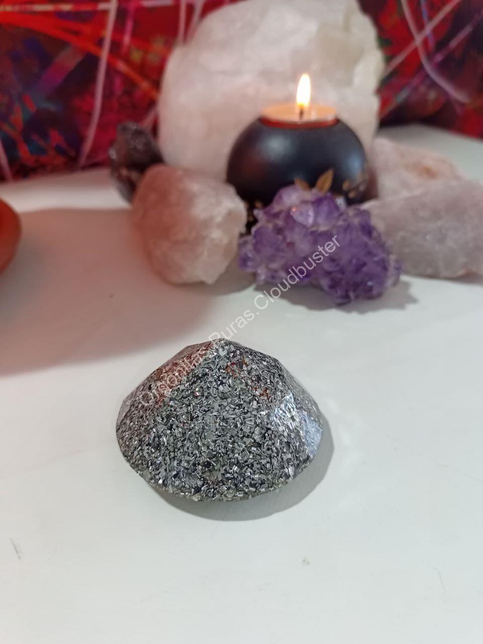 Orgonita Pura / Electronite Pirámide formato diamante Grande - Imagen 3