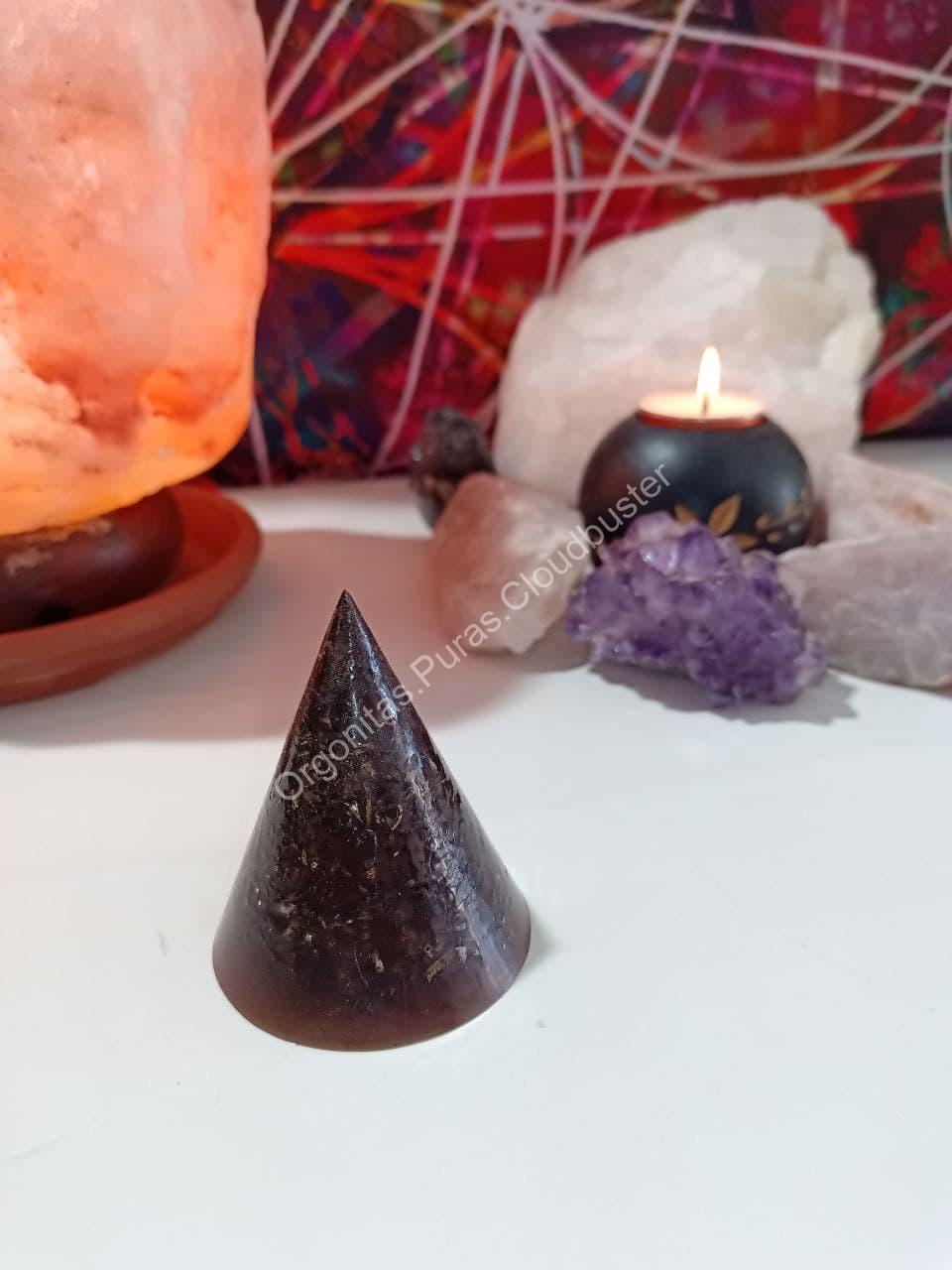 Orgonita Pura VIRUTA DE HIERRO Pirámide cono - Imagen 6