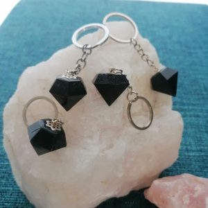 Orgonita Pura LLAVERO DE MAGNETITA formato DIAMANTE