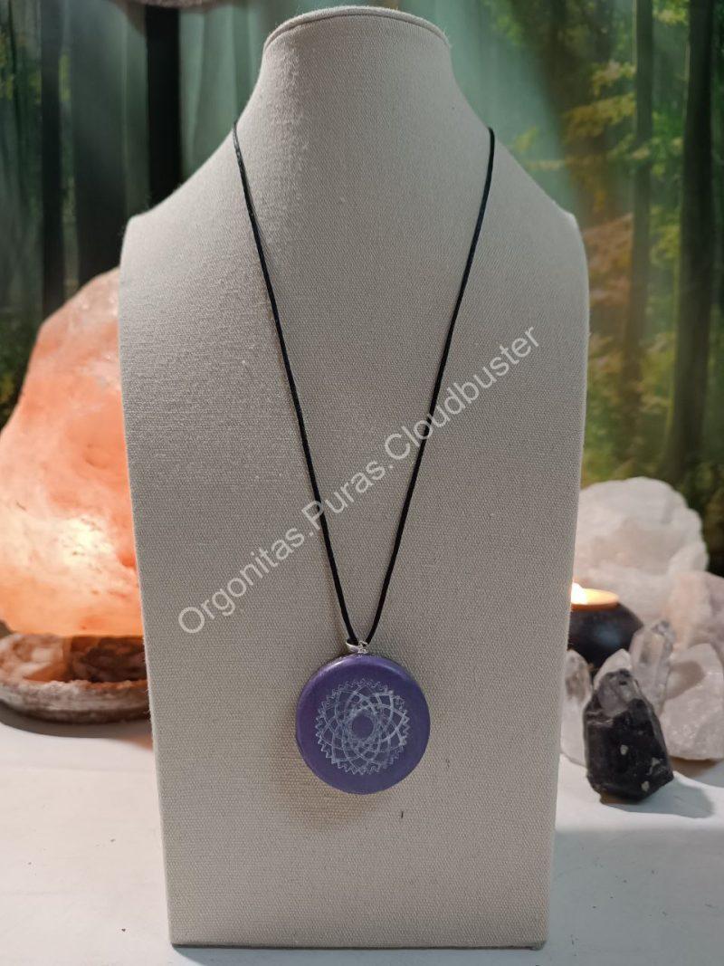 Orgonita Pura / Electronite Colgante o llavero Chakra Corona formato Semicirculo