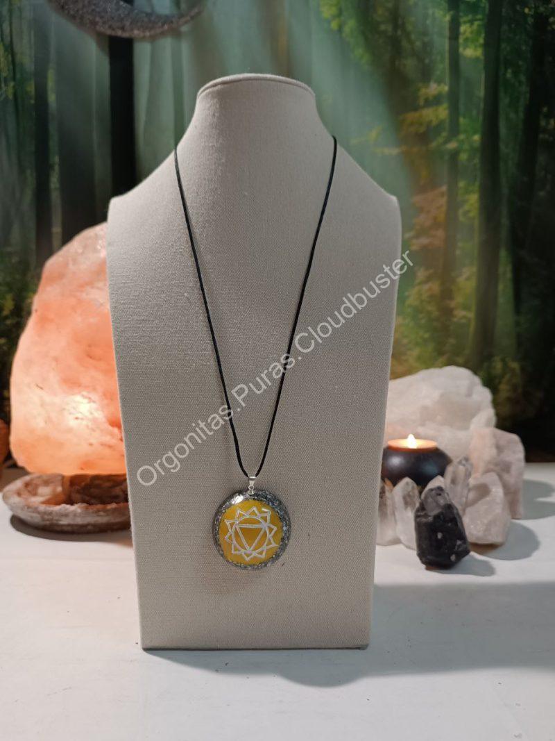 Orgonita Pura / Electronite Colgante o llavero Chakra Plexo Solar formato Semiesfera - Imagen 4