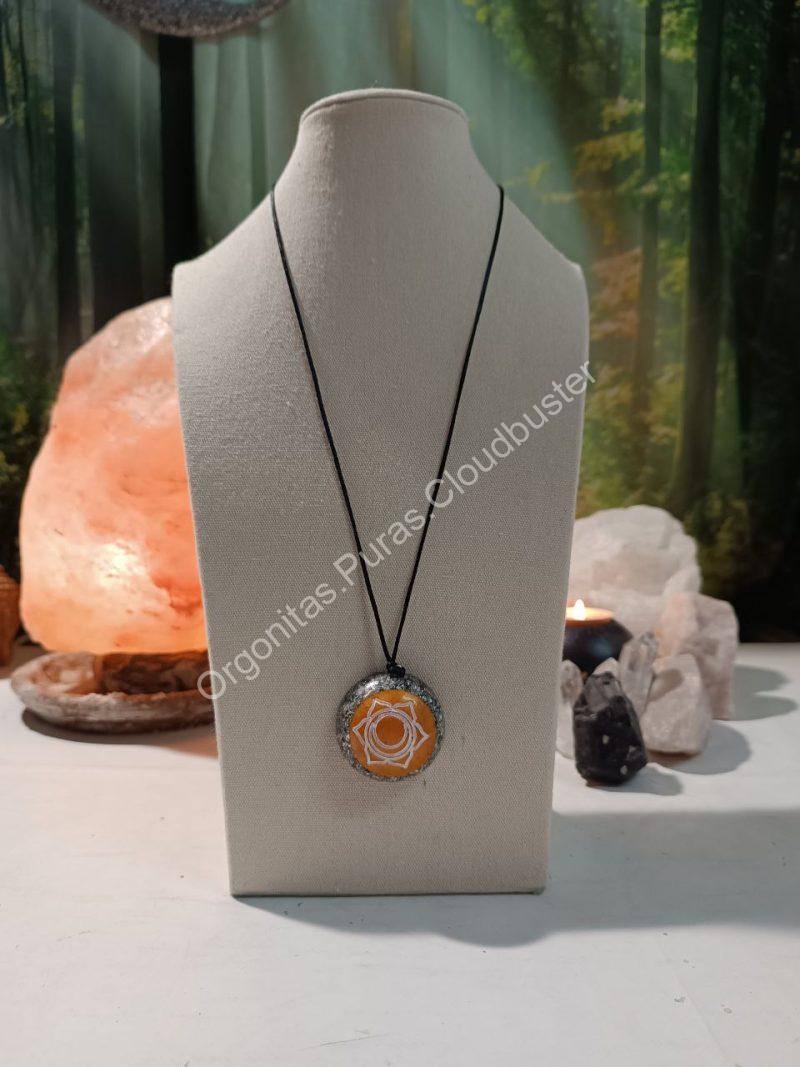 Orgonita Pura / Electronite Colgante o llavero Chakra Sacro formato Semiesfera - Imagen 2