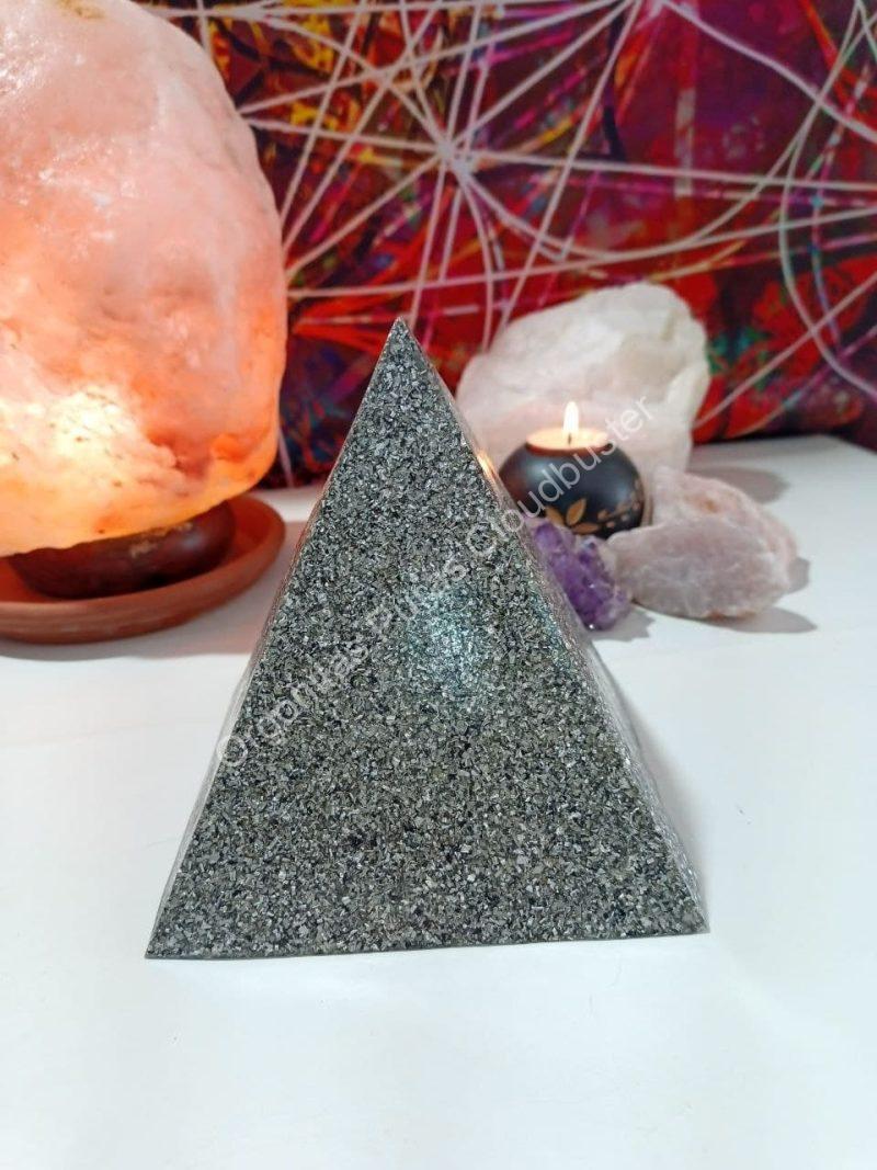 Orgonita Pura / Electronite Formato Pirámide Maxi Grande 4 lados