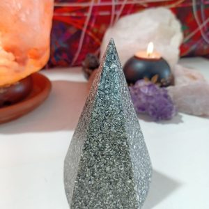 Orgonita Pura / Electronite Pirámide formato Pentagonal