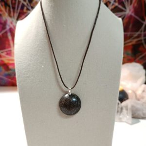 Orgonita Pura VIRUTA PEQUEÑA DE HIERRO colgante Semicírculo Pequeño