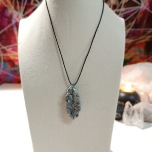 Orgonita Pura / Electronite Colgante Hoja Alargada con Picos