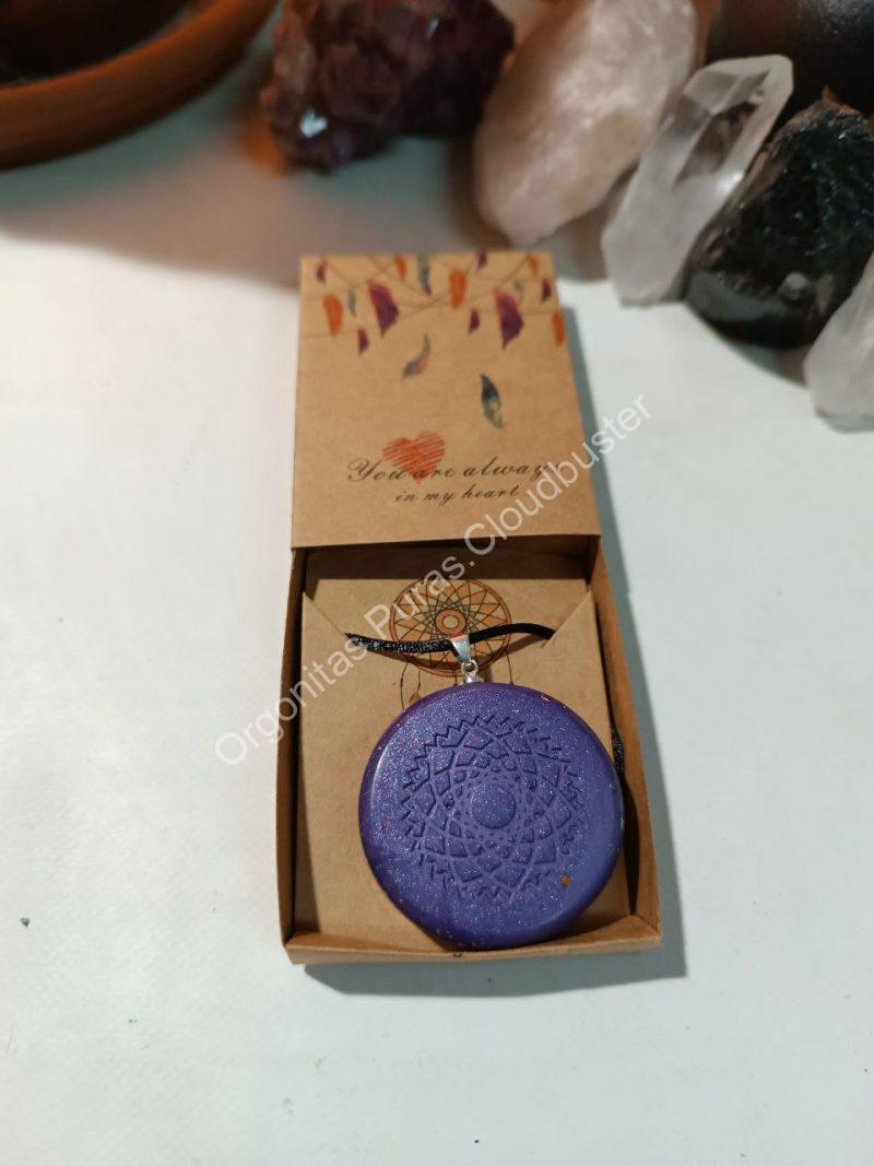 Orgonita Pura / Electronite Colgante o llavero Chakra Corona formato Semicirculo - Imagen 5